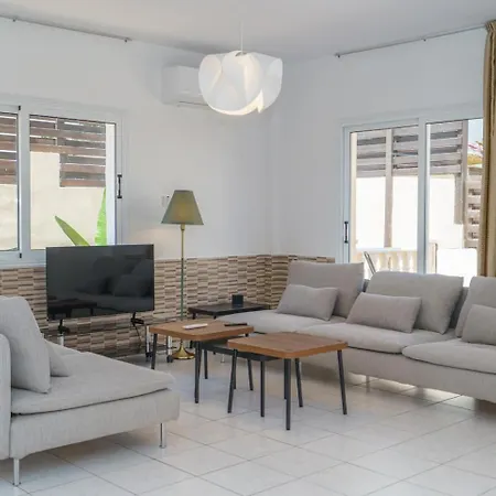 Seaside Luci W Jacuzzi Paralimni