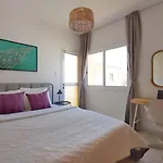 Seaside Luci W Jacuzzi 度假居 帕拉利米尼