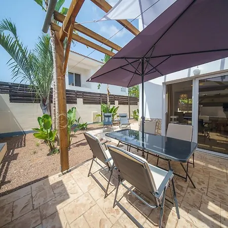 بيت للعطل Seaside Luci W Jacuzzi باراليمني