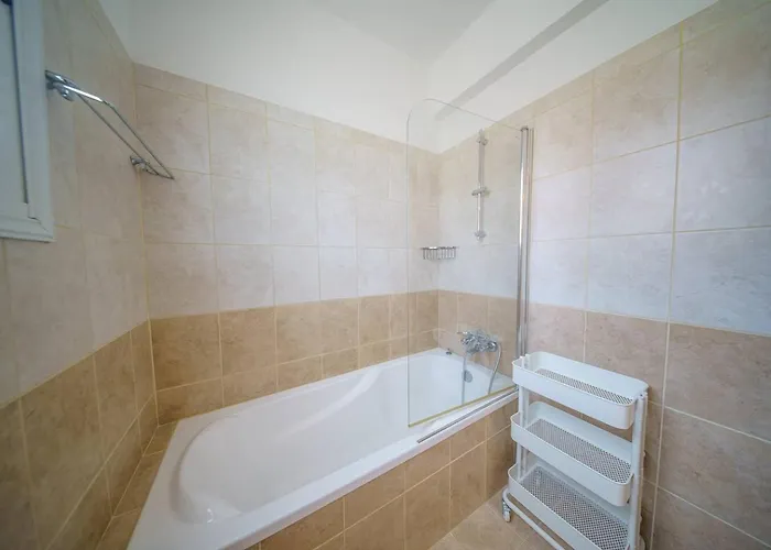 Seaside Luci W Jacuzzi Prázdninový dům *