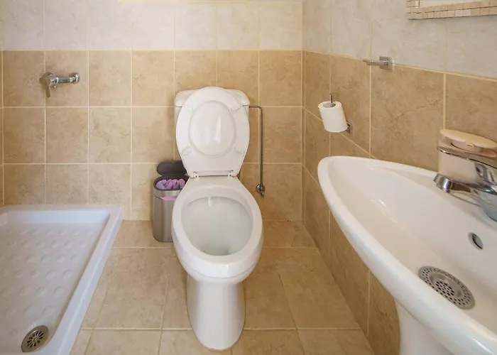 Seaside Luci W Jacuzzi * Paralimni